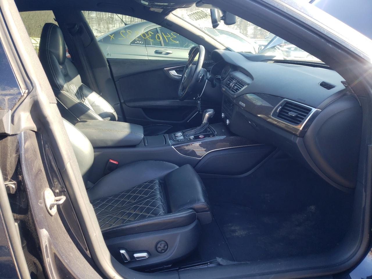 Photo 5 from auction – 2017 AUDI S7 PRESTIG with VIN WAU2FBFC3HN076909