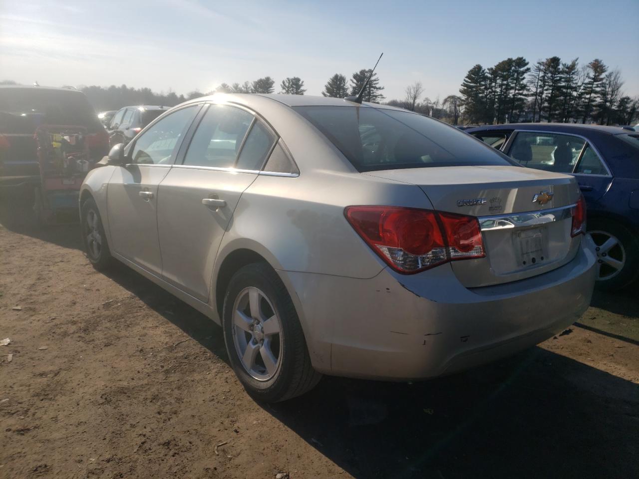 Photo 3 from auction – 2014 CHEVROLET CRUZE LT with VIN 1G1PC5SB3E7307283