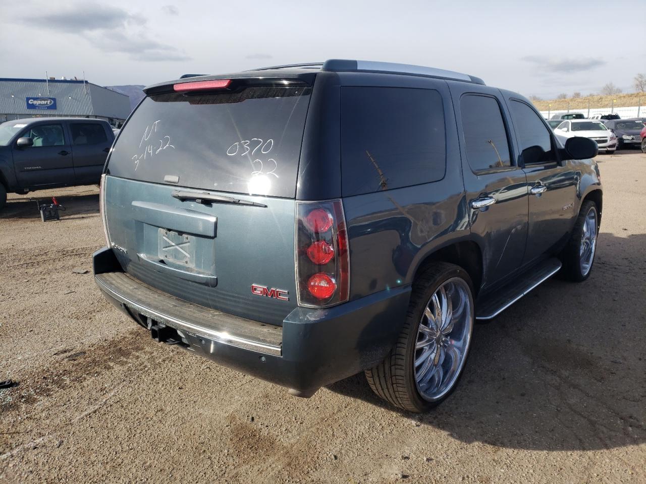 Photo 4 from auction – 2007 GMC YUKON DENA with VIN 1GKFK63897J151176