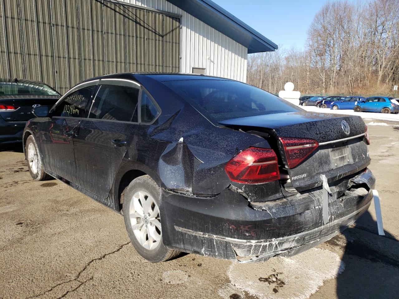 Photo 3 from auction – 2018 VOLKSWAGEN PASSAT S with VIN 1VWAA7A32JC044310