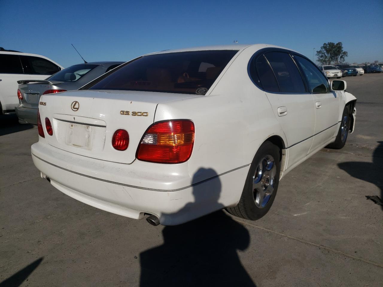 Photo 4 from auction – 2000 LEXUS GS 300 with VIN JT8BD68S2Y0111729