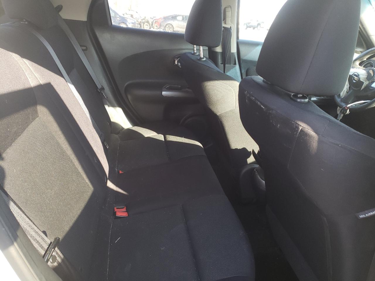 Photo 6 from auction – 2014 NISSAN JUKE S with VIN JN8AF5MR7ET356383