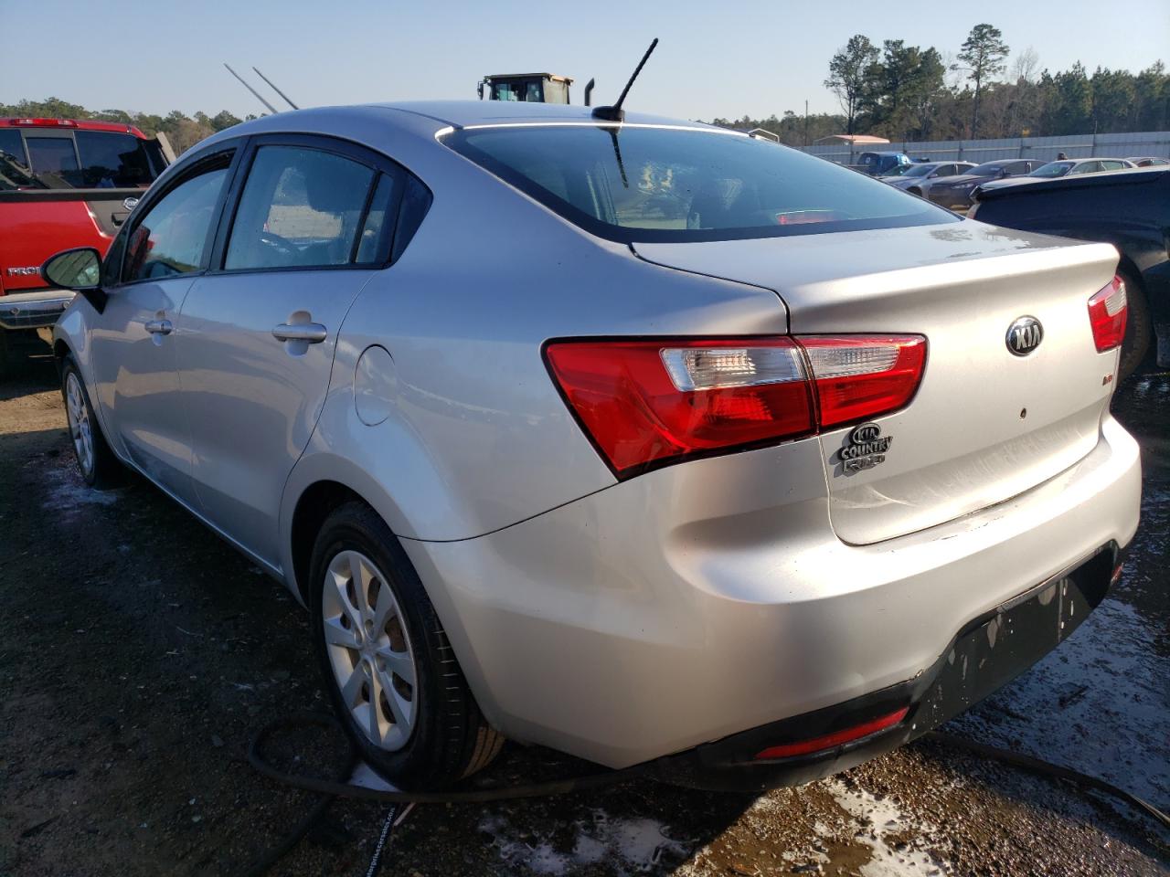 Photo 3 from auction – 2015 KIA RIO LX with VIN KNADM4A32F6442335