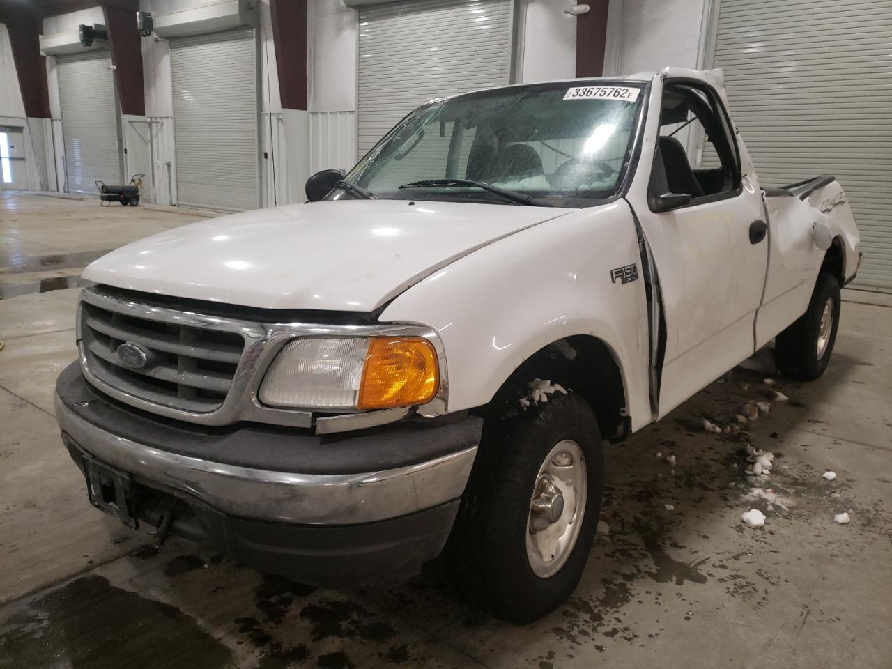 Photo 2 from auction – 2004 FORD F-150 HERI with VIN 2FTRF18224CA04616