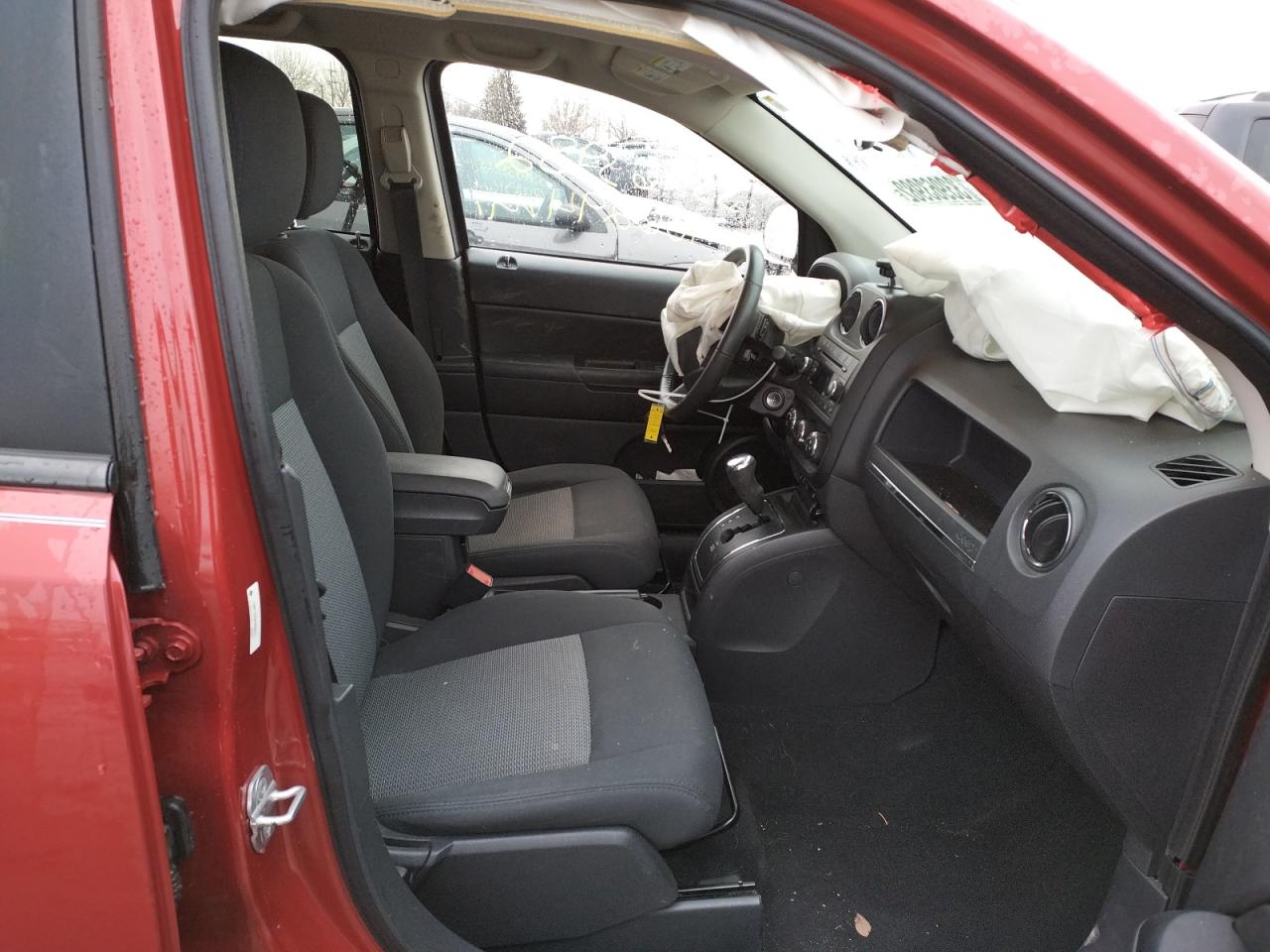 Photo 5 from auction – 2010 JEEP COMPASS SP with VIN 1J4NT1FA3AD620817