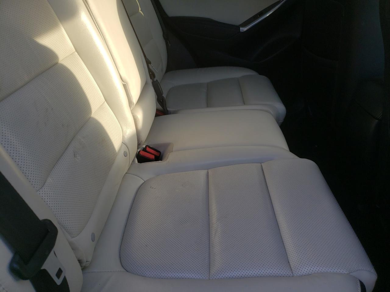 Photo 6 from auction – 2016 MAZDA CX-5 GT with VIN JM3KE4DY9G0887651