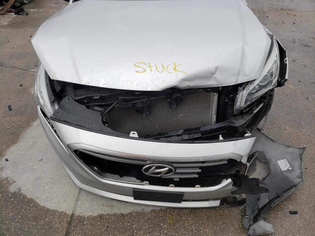 Photo 7 from auction – 2017 HYUNDAI SONATA SE with VIN 5NPE24AF8HH493239