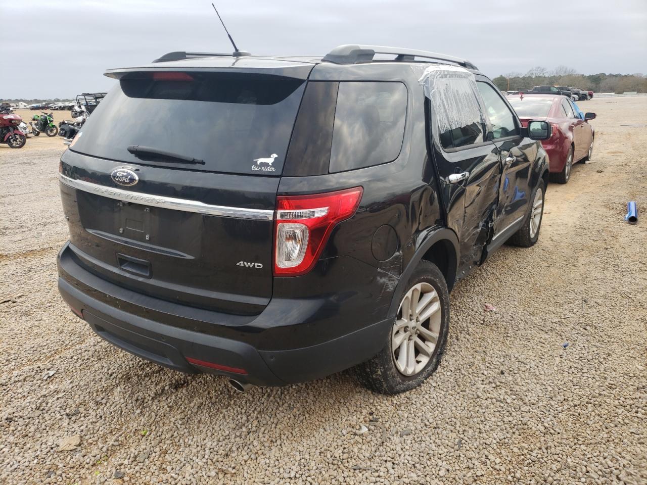 Photo 4 from auction – 2013 FORD EXPLORER X with VIN 1FM5K8D8XDGB85813