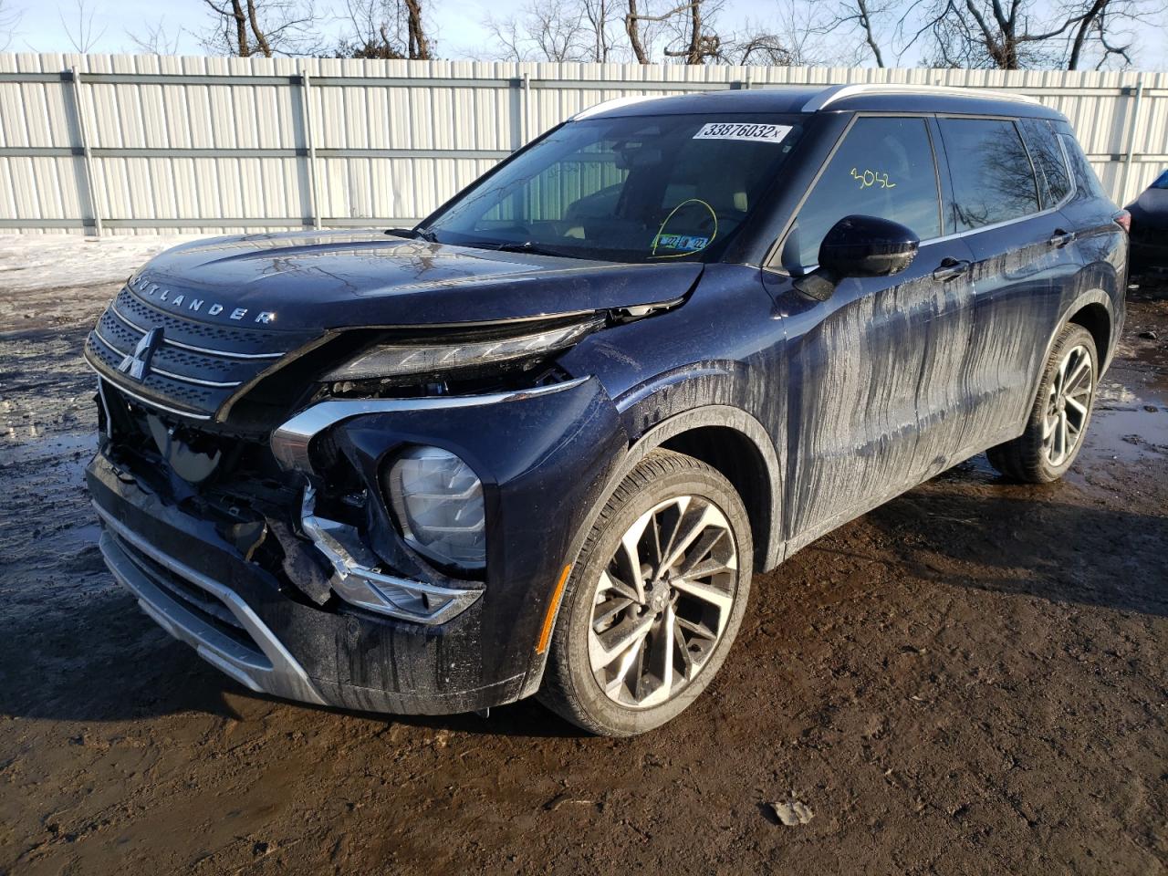 Photo 2 from auction – 2022 MITSUBISHI OUTLANDER with VIN JA4J4VA88NZ018009