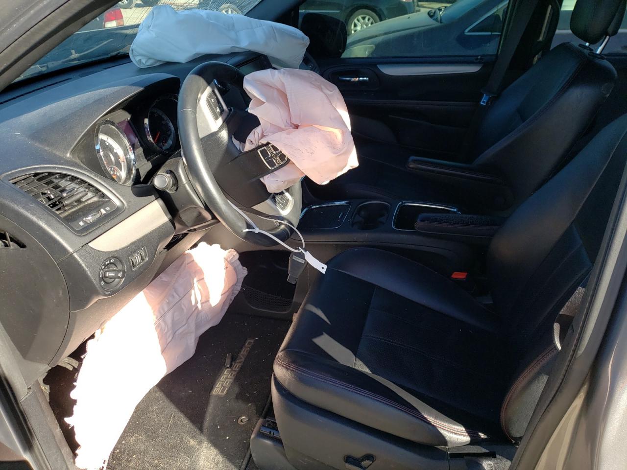 Zdjęcie 5 z aukcji – 2015 DODGE GRAND CARA z VIN 2C4RDGEG0FR636443