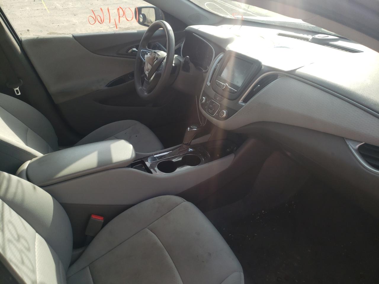 Photo 5 from auction – 2016 CHEVROLET MALIBU LS with VIN 1G1ZC5ST7GF208685