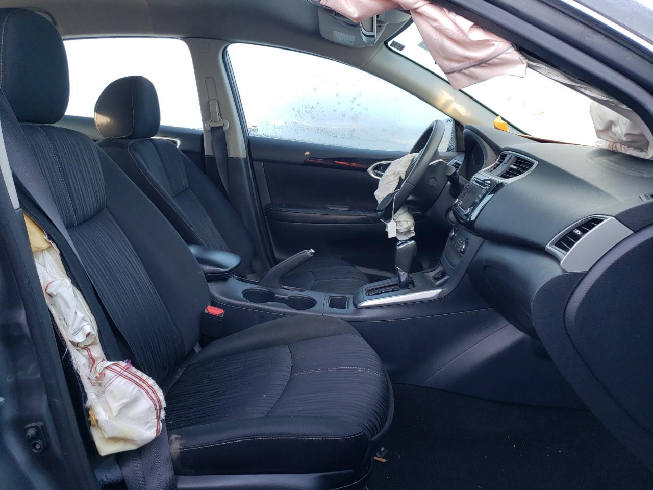 Photo 5 from auction – 2017 NISSAN SENTRA S with VIN 3N1AB7AP5HL698285