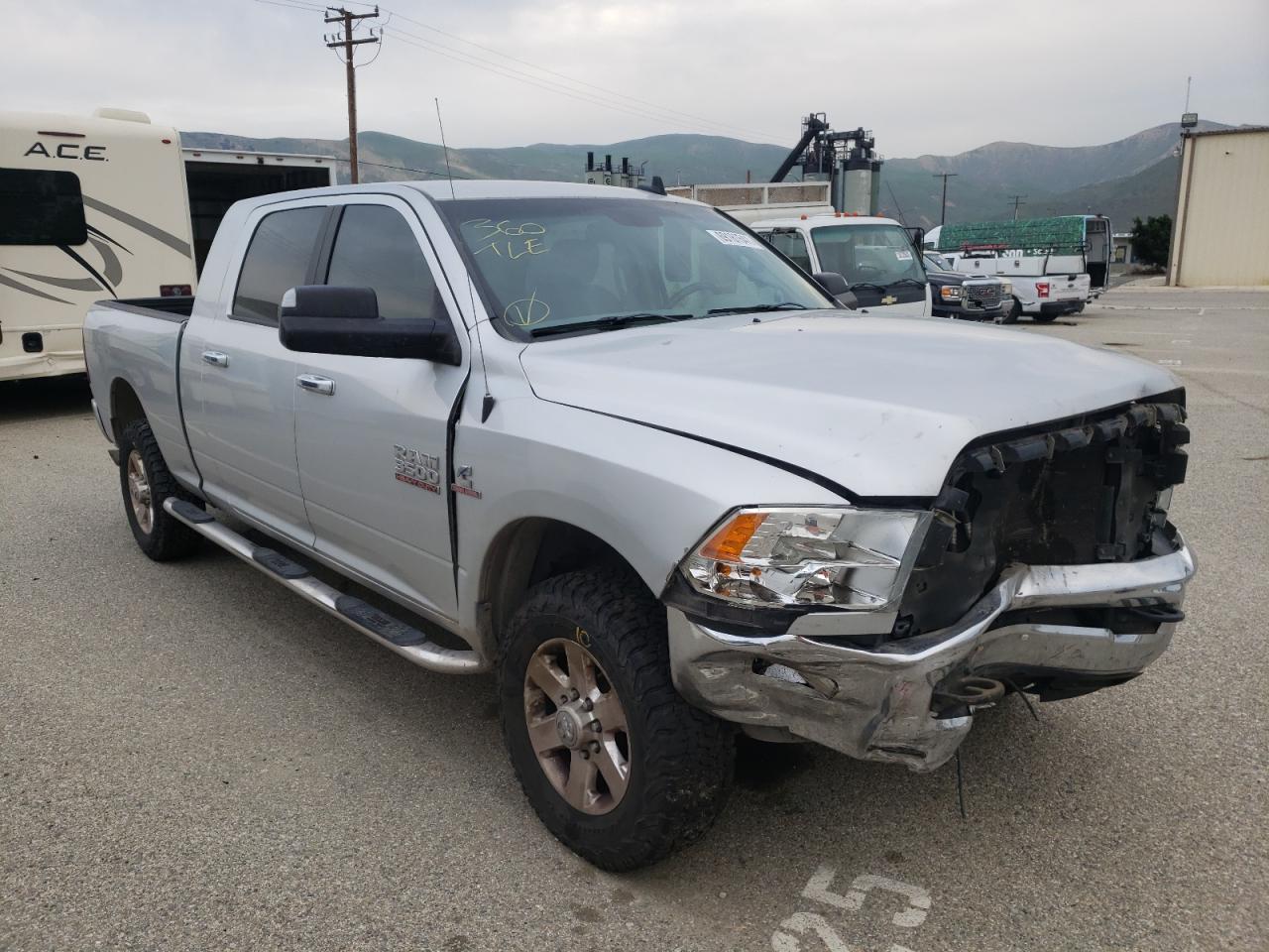 RAM 3500 SLT 2015 with VIN 3C63R3LL3FG519307 - Photo from auction