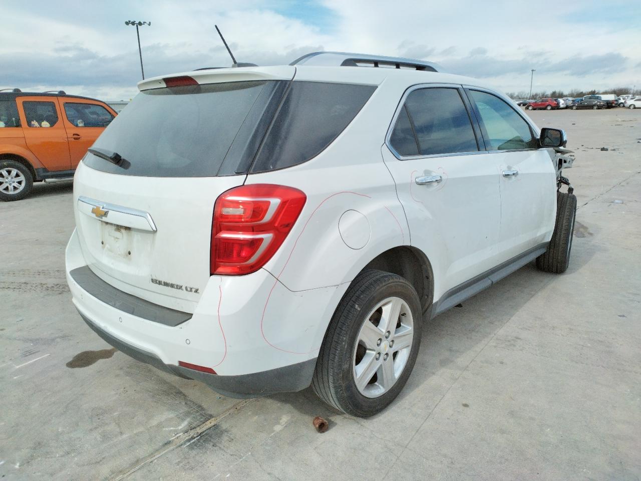 Photo 4 from auction – 2016 CHEVROLET EQUINOX LT with VIN 2GNALDEK8G1125900