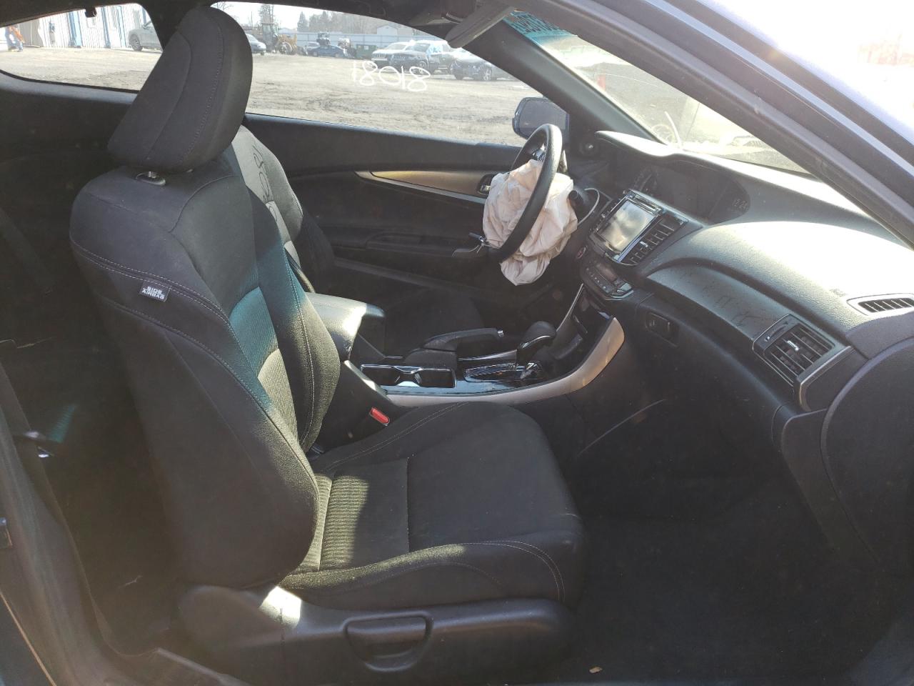 Photo 5 from auction – 2017 HONDA ACCORD EX with VIN 1HGCT1B77HA005353