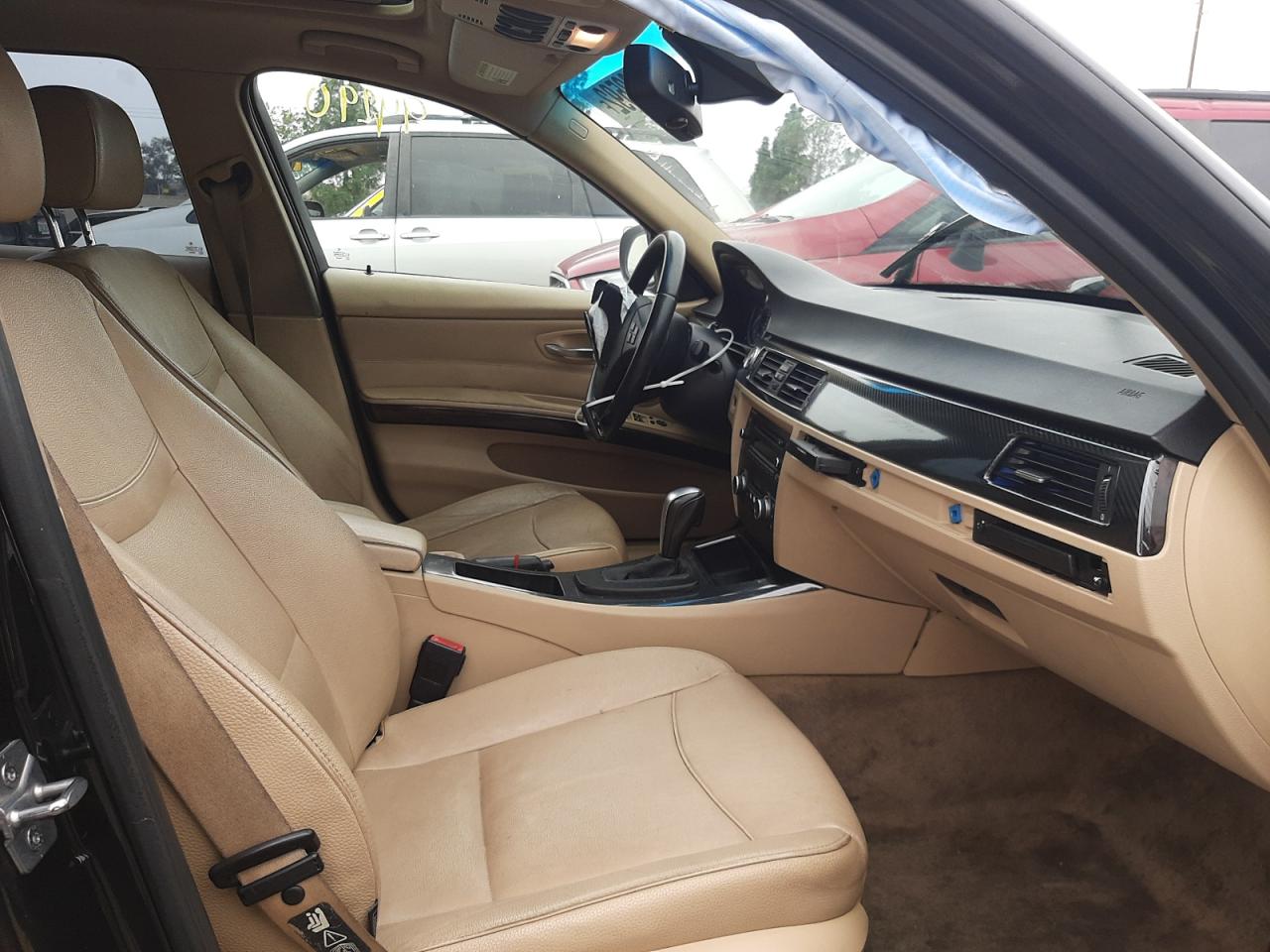 Photo 5 from auction – 2011 BMW 328 I SULE with VIN WBAPH5G54BNM74025
