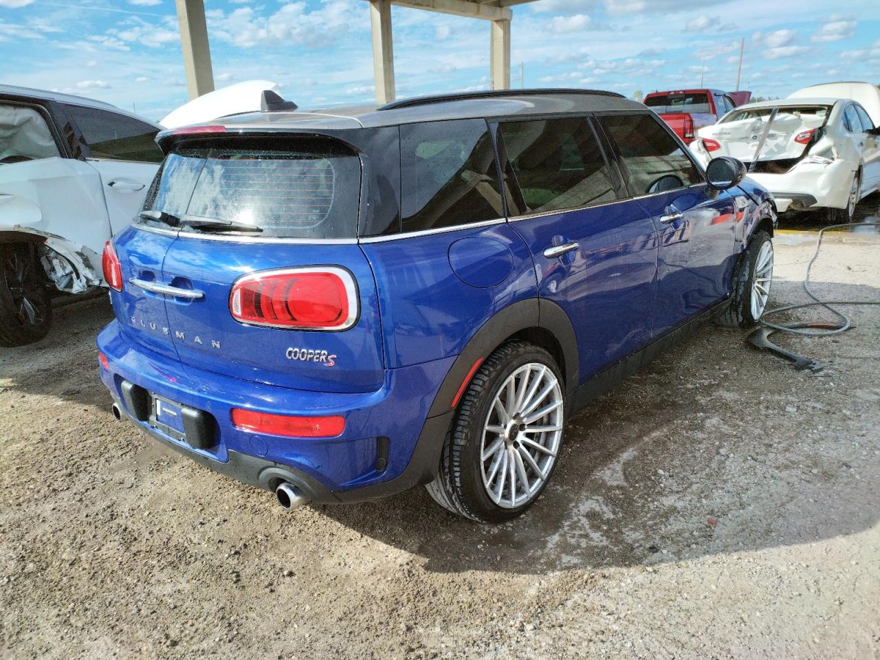 Photo 4 from auction – 2019 MINI COOPER S C with VIN WMWLN9C5XK2H59904