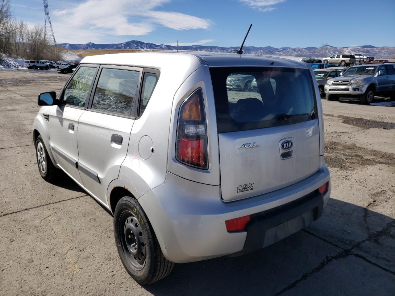 Photo 3 from auction – 2010 KIA SOUL with VIN KNDJT2A15A7122635