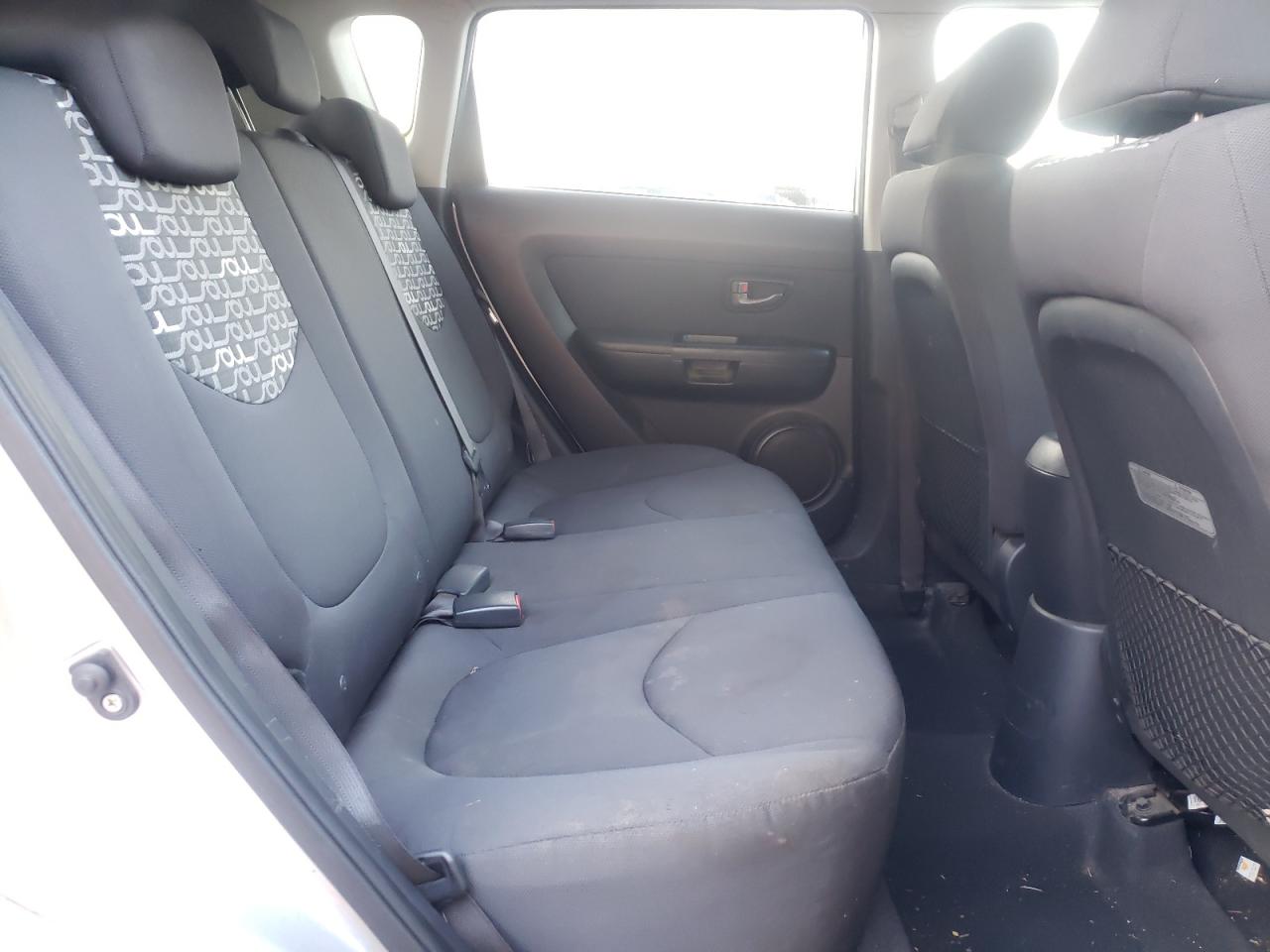 Photo 6 from auction – 2010 KIA SOUL + with VIN KNDJT2A26A7140750