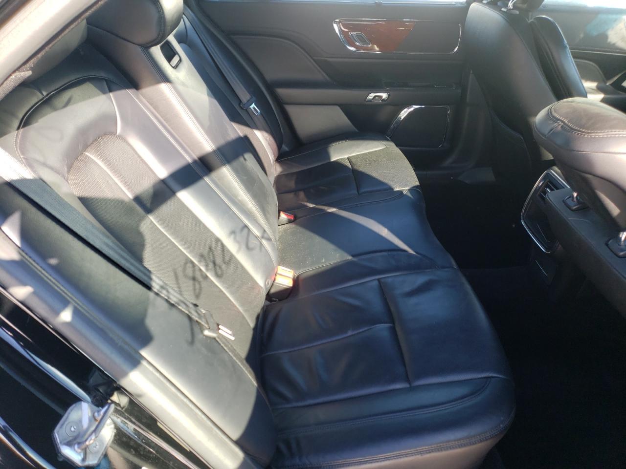 Photo 6 from auction – 2017 LINCOLN CONTINENTA with VIN 1LN6L9HKXH5601485