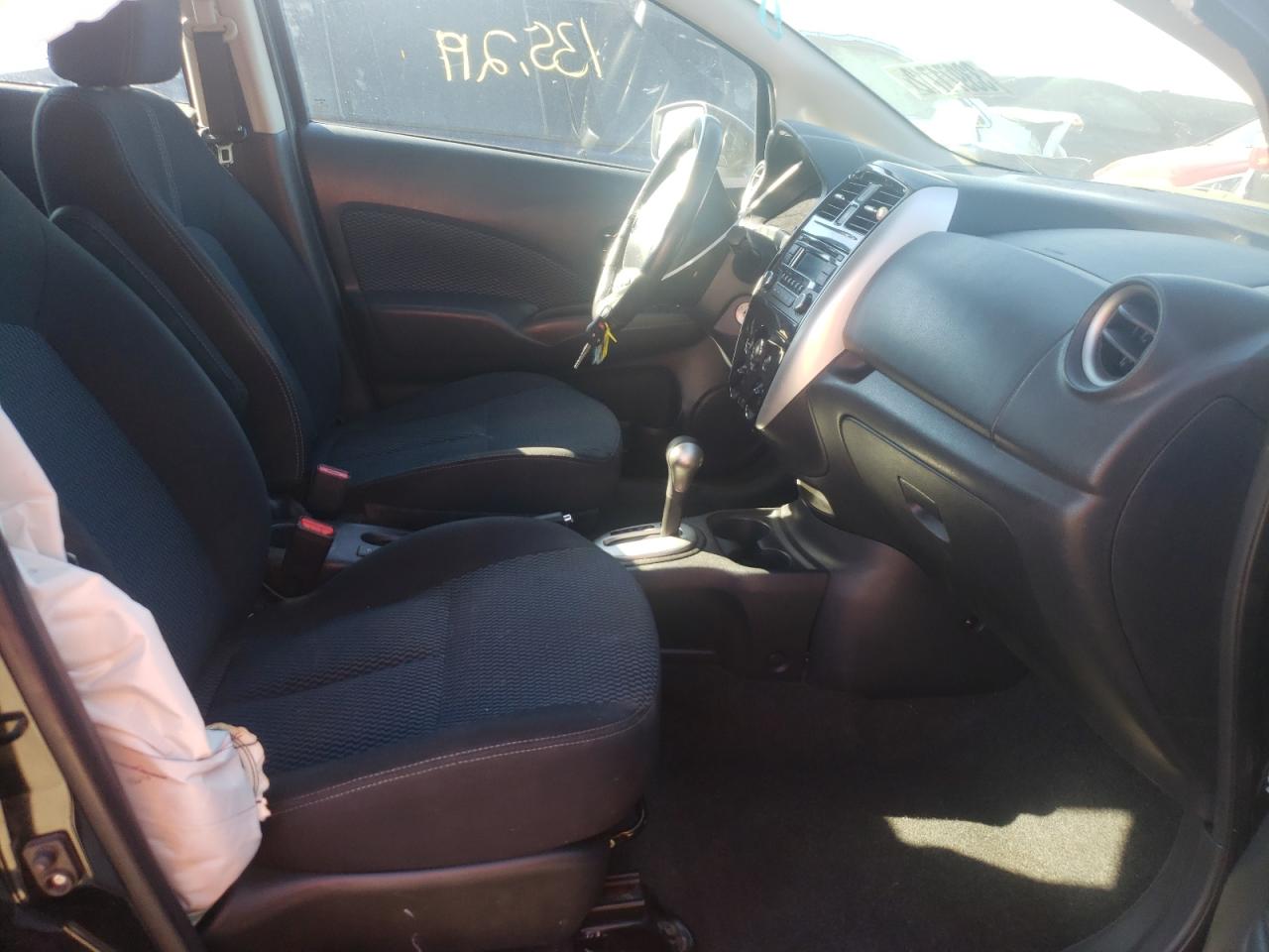 Photo 5 from auction – 2015 NISSAN VERSA NOTE with VIN 3N1CE2CP3FL408056