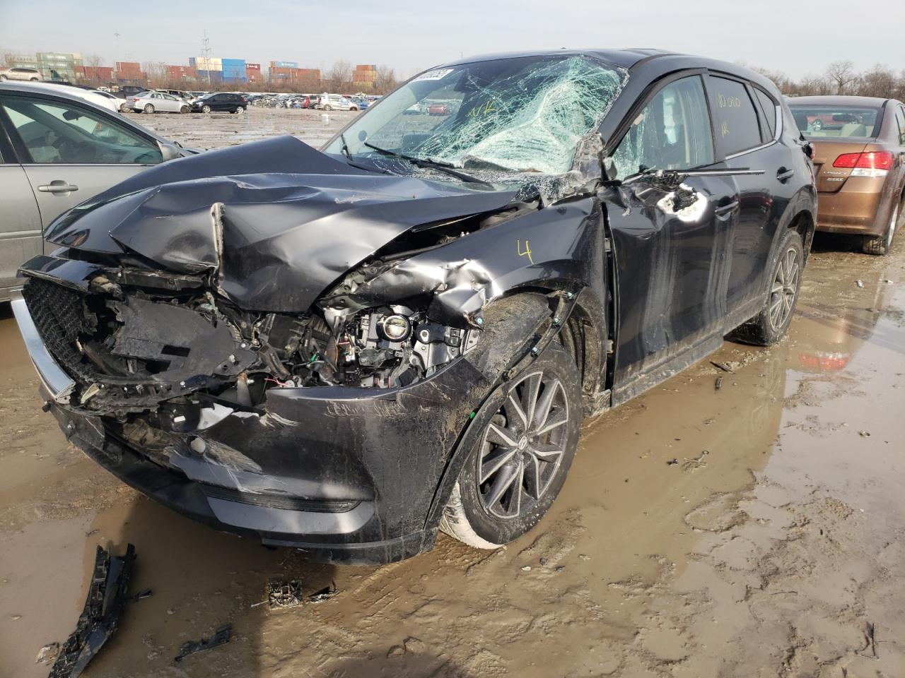 Photo 2 from auction – 2018 MAZDA CX-5 TOURI with VIN JM3KFBCM3J0464295