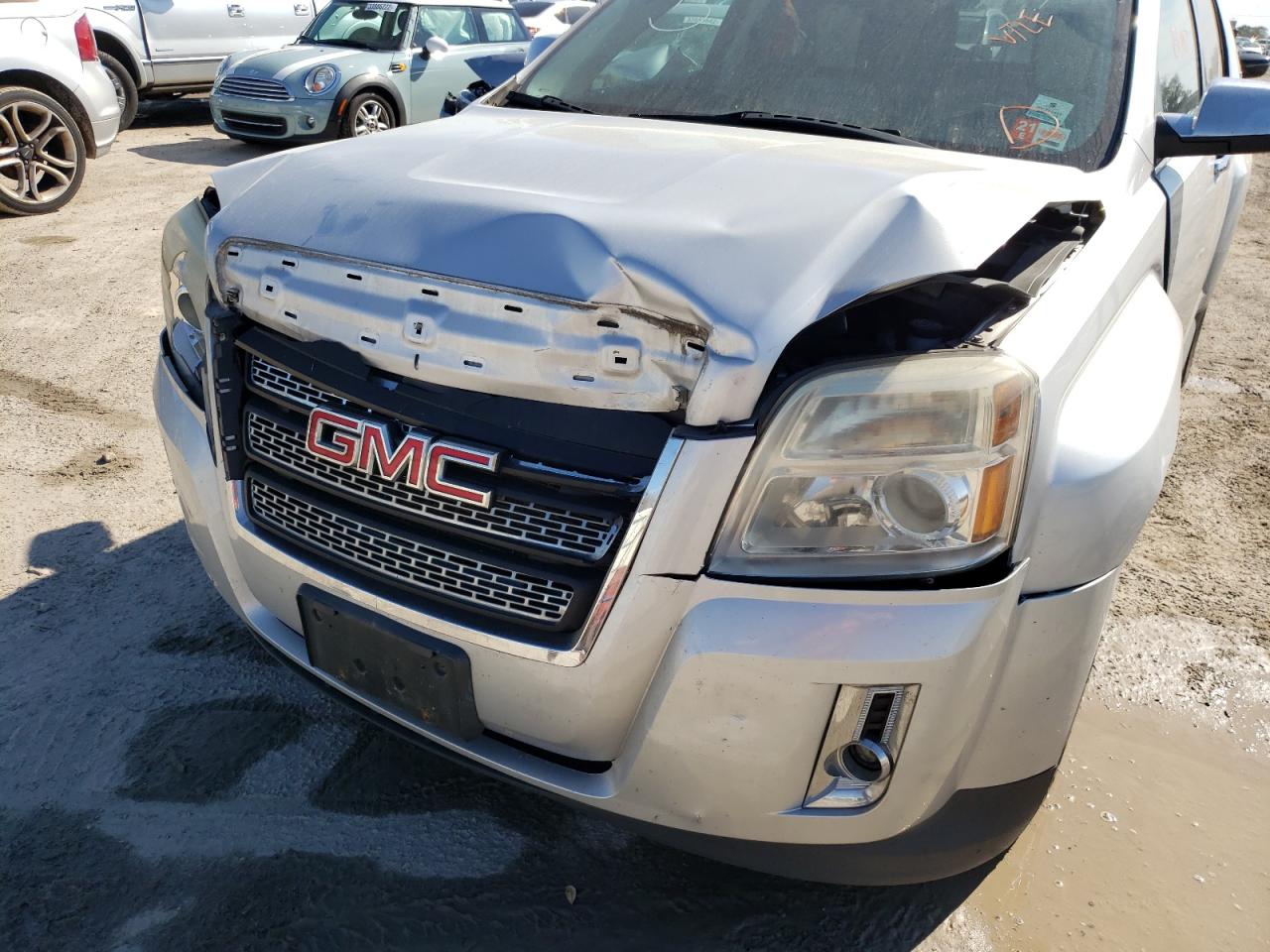 Photo 19 from auction – 2011 GMC TERRAIN SL with VIN 2CTFLXE51B6215075