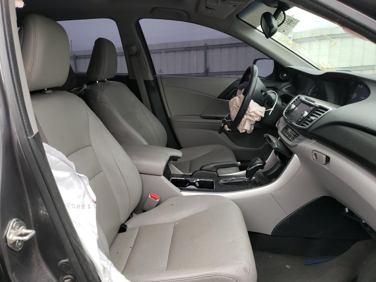 Photo 5 from auction – 2013 HONDA ACCORD EXL with VIN 1HGCR3F80DA047192