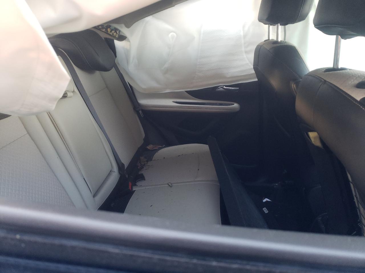 Photo 6 from auction – 2018 BUICK ENCORE PRE with VIN KL4CJASBXJB618294
