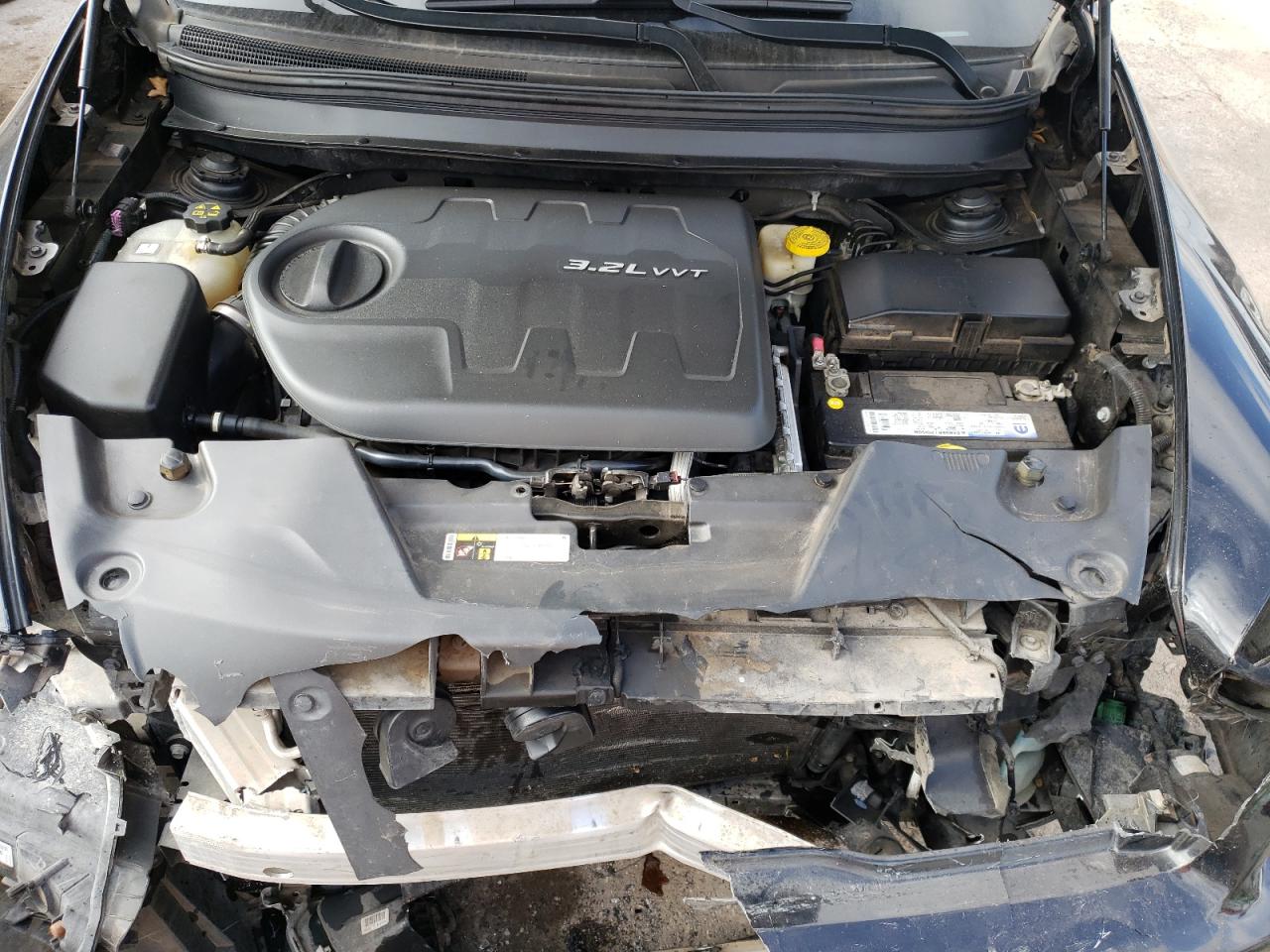 Photo 7 from auction – 2014 JEEP CHEROKEE L with VIN 1C4PJLDS7EW204520