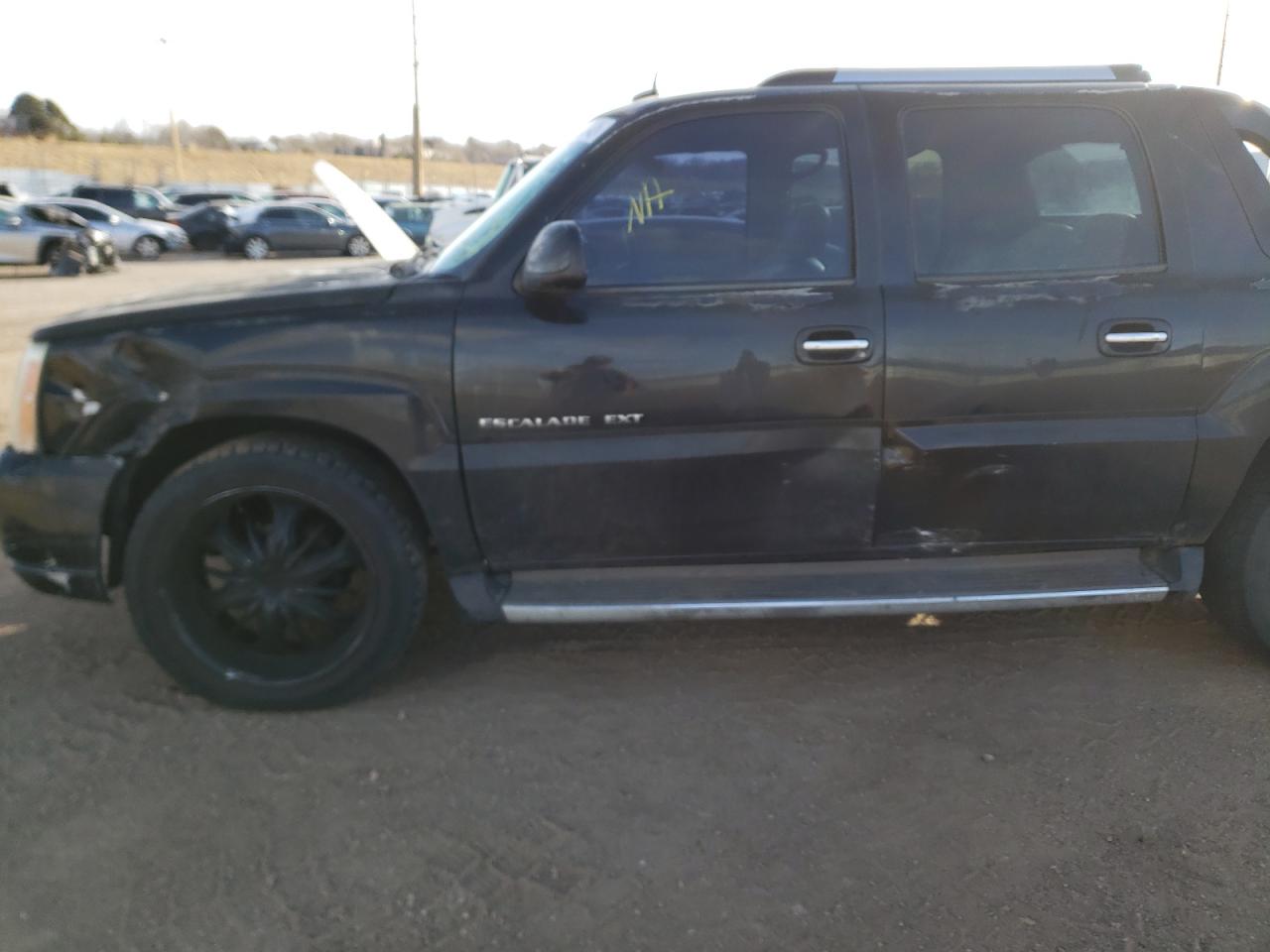 صورة رقم 9 من المزاد - 2003 CADILLAC ESCALADE E مع VIN 3GYEK63N23G236055