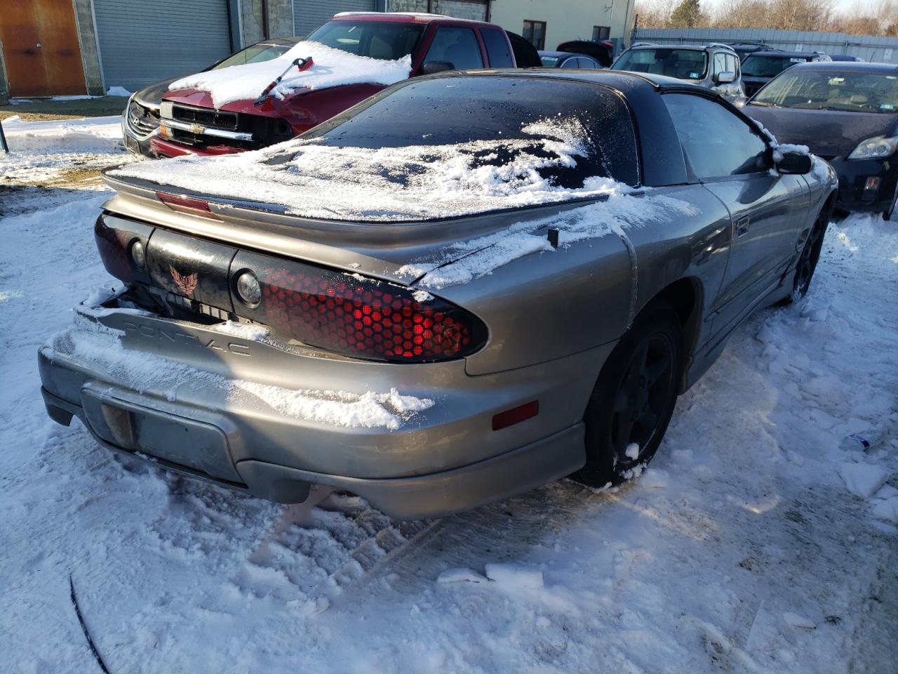 Photo 4 from auction – 1999 PONTIAC FIREBIRD with VIN 2G2FS22K5X2207723
