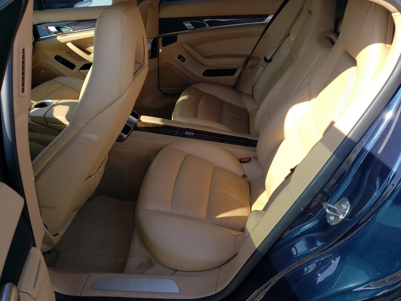 Photo 6 from auction – 2011 PORSCHE PANAMERA 2 with VIN WP0AA2A74BL012811