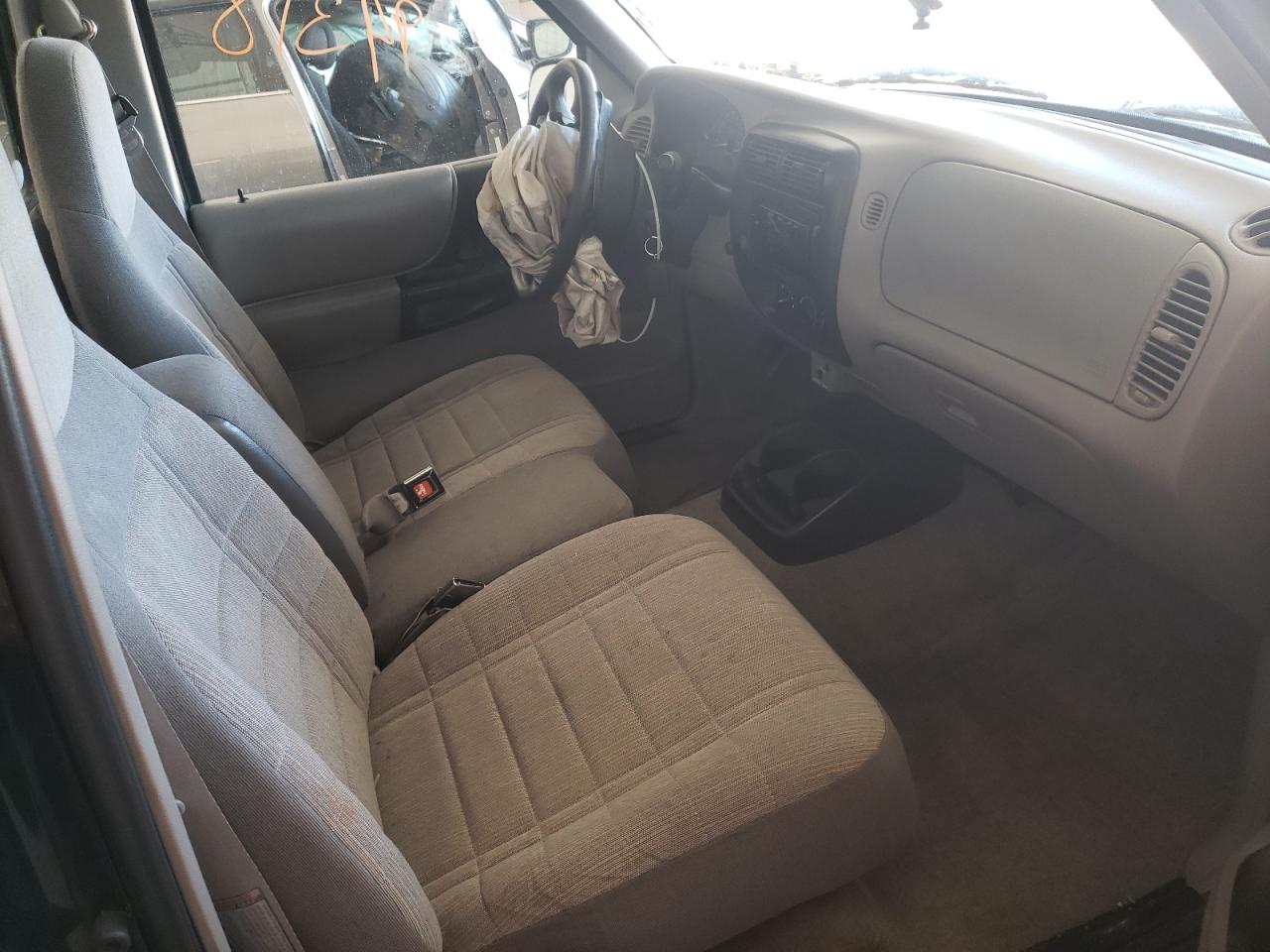 Photo 5 from auction – 1996 FORD RANGER with VIN 1FTCR10A9TUD90529