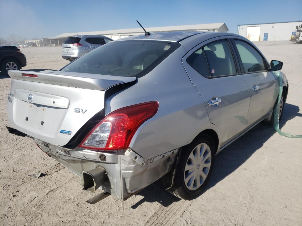 Photo 4 from auction – 2015 NISSAN VERSA with VIN 3N1CN7APXFL906657