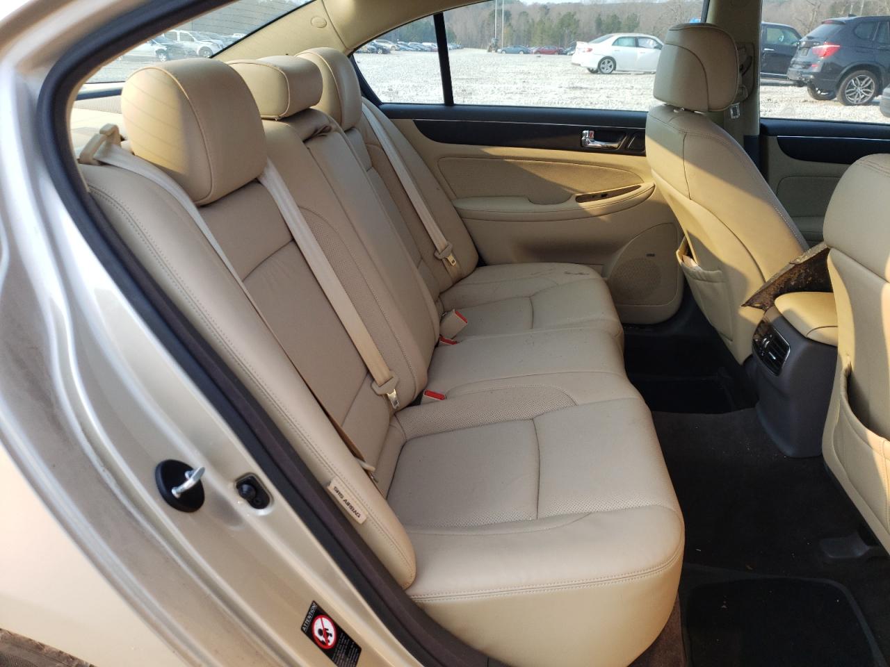 Photo 6 from auction – 2011 HYUNDAI GENESIS 4. with VIN KMHGC4DF4BU114845