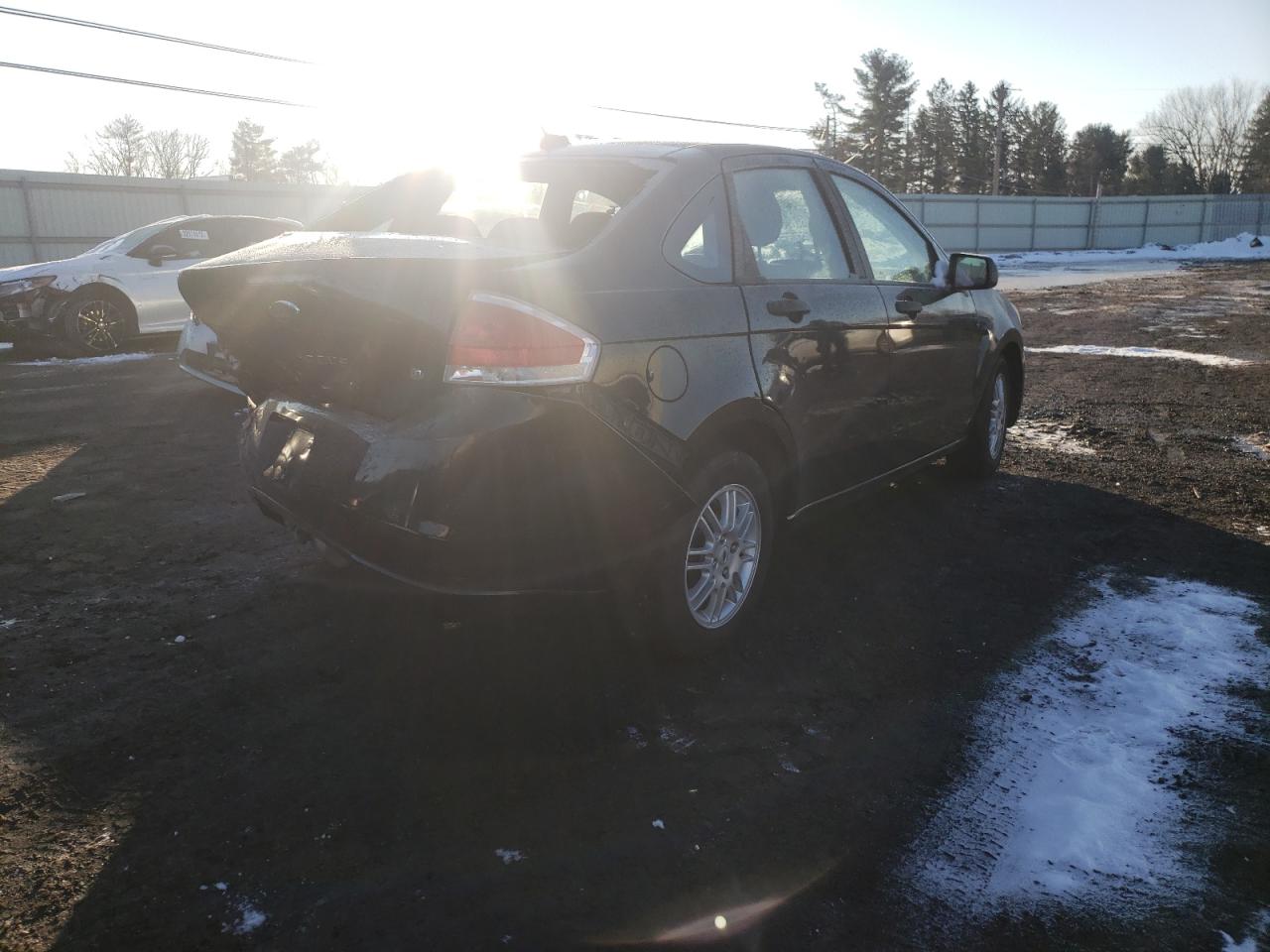Photo 4 from auction – 2010 FORD FOCUS with VIN 1FAHP3FN0AW107587