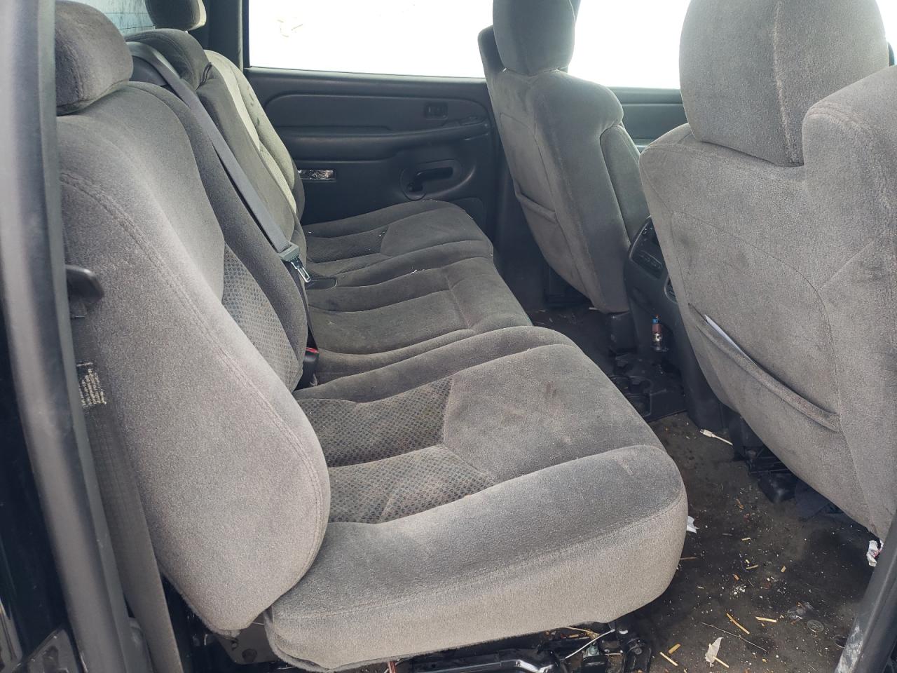 Photo 6 from auction – 2005 CHEVROLET SILVERADO with VIN 1GCHK23U65F917584