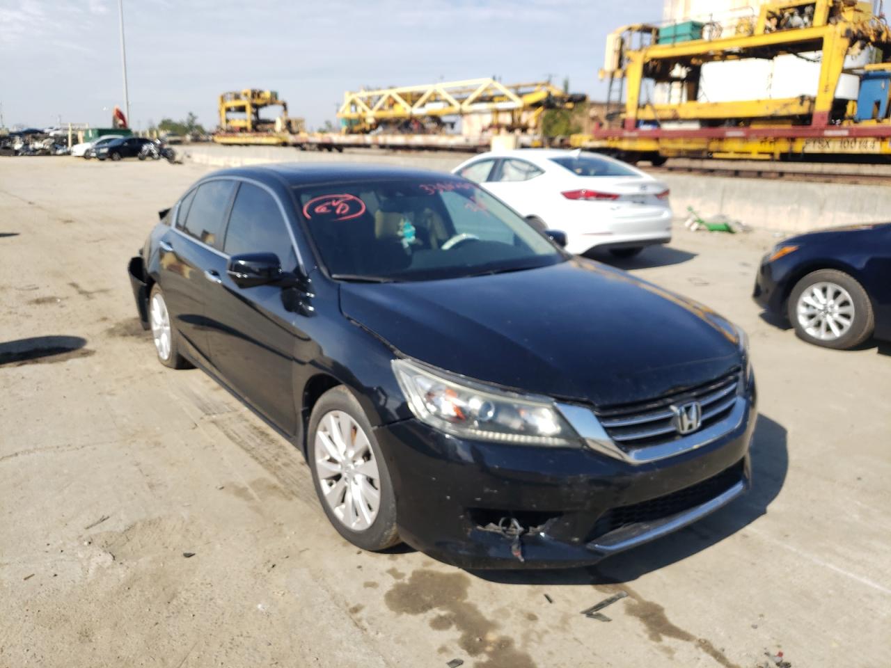 HONDA ACCORD EXL 2015 with VIN 1HGCR2F84FA226509 - Photo from auction