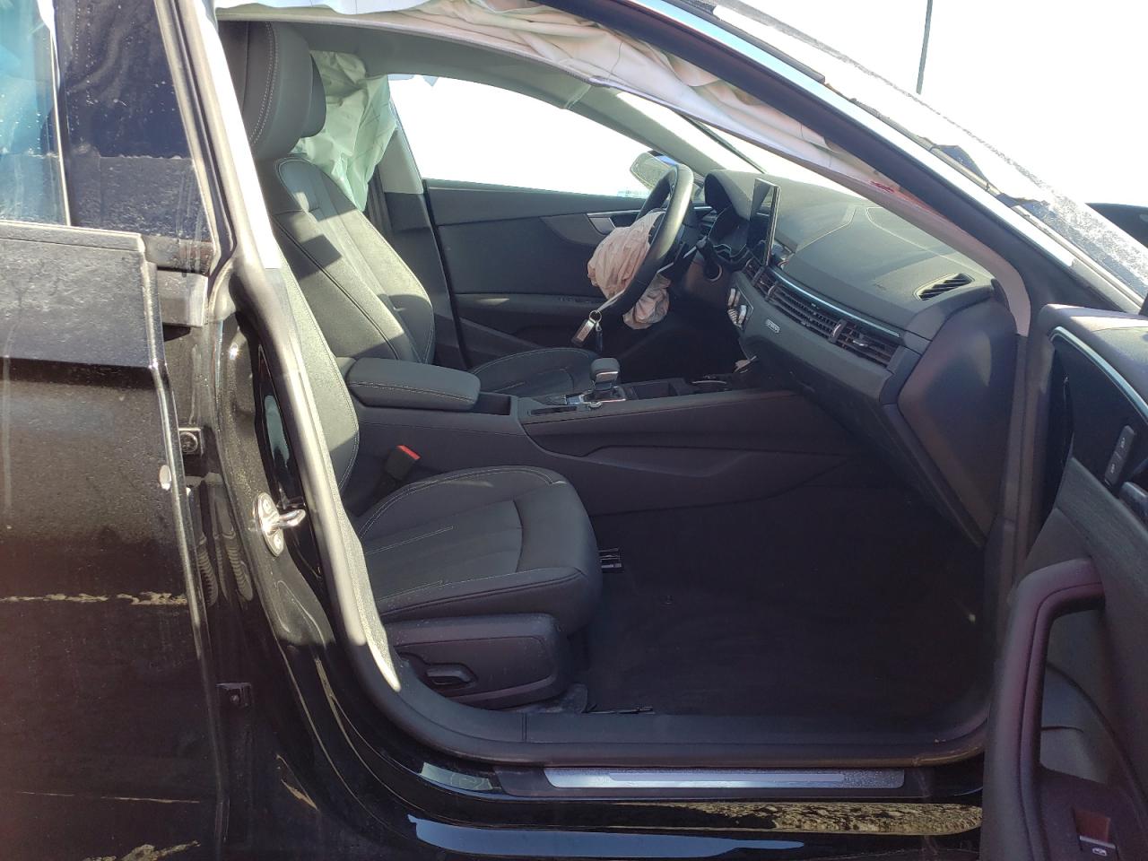 Photo 5 from auction – 2021 AUDI A5 PREMIUM with VIN WAUABCF55MA024763