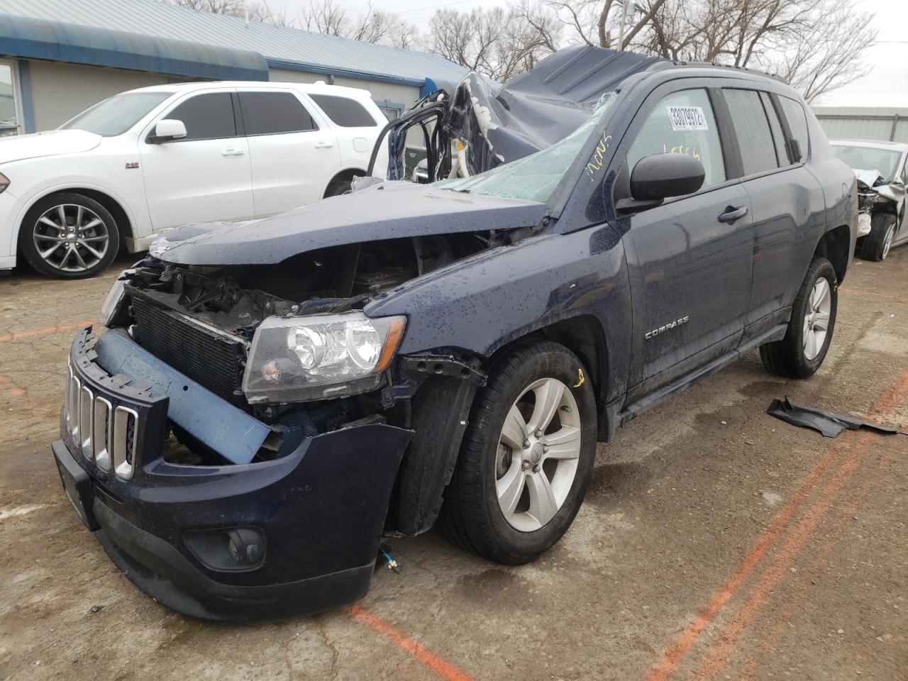 Photo 2 from auction – 2016 JEEP COMPASS SP with VIN 1C4NJDBB4GD565928