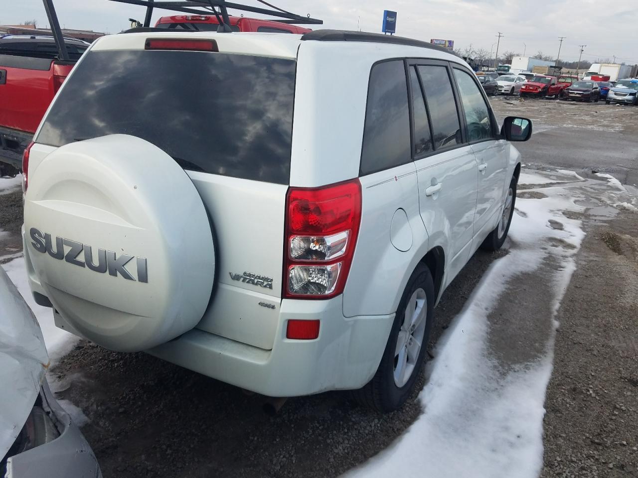 Photo 4 from auction – 2010 SUZUKI VATERA with VIN JS3TD0D73A4110223