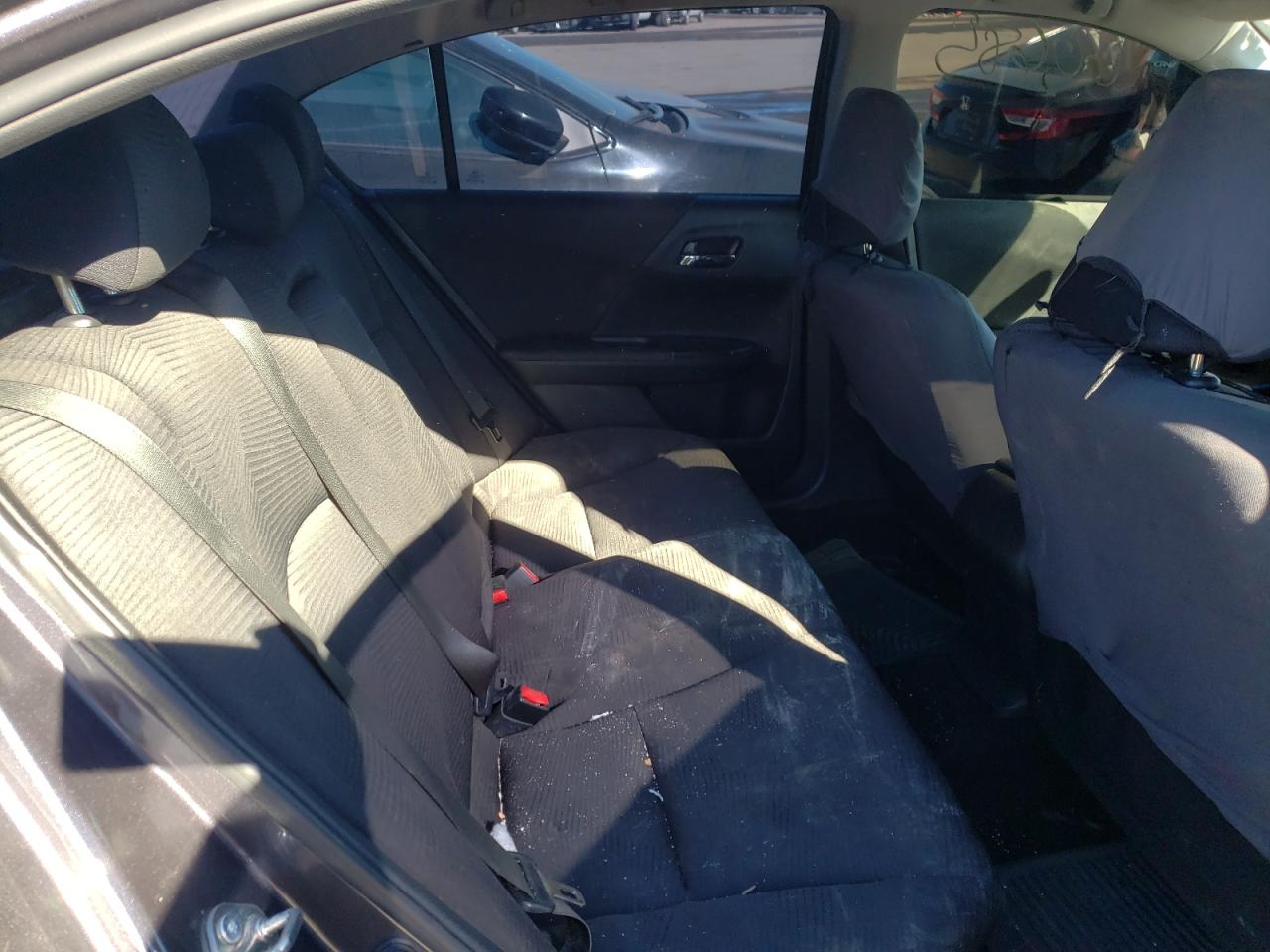 Photo 6 from auction – 2016 HONDA ACCORD LX with VIN 1HGCR2F38GA092139
