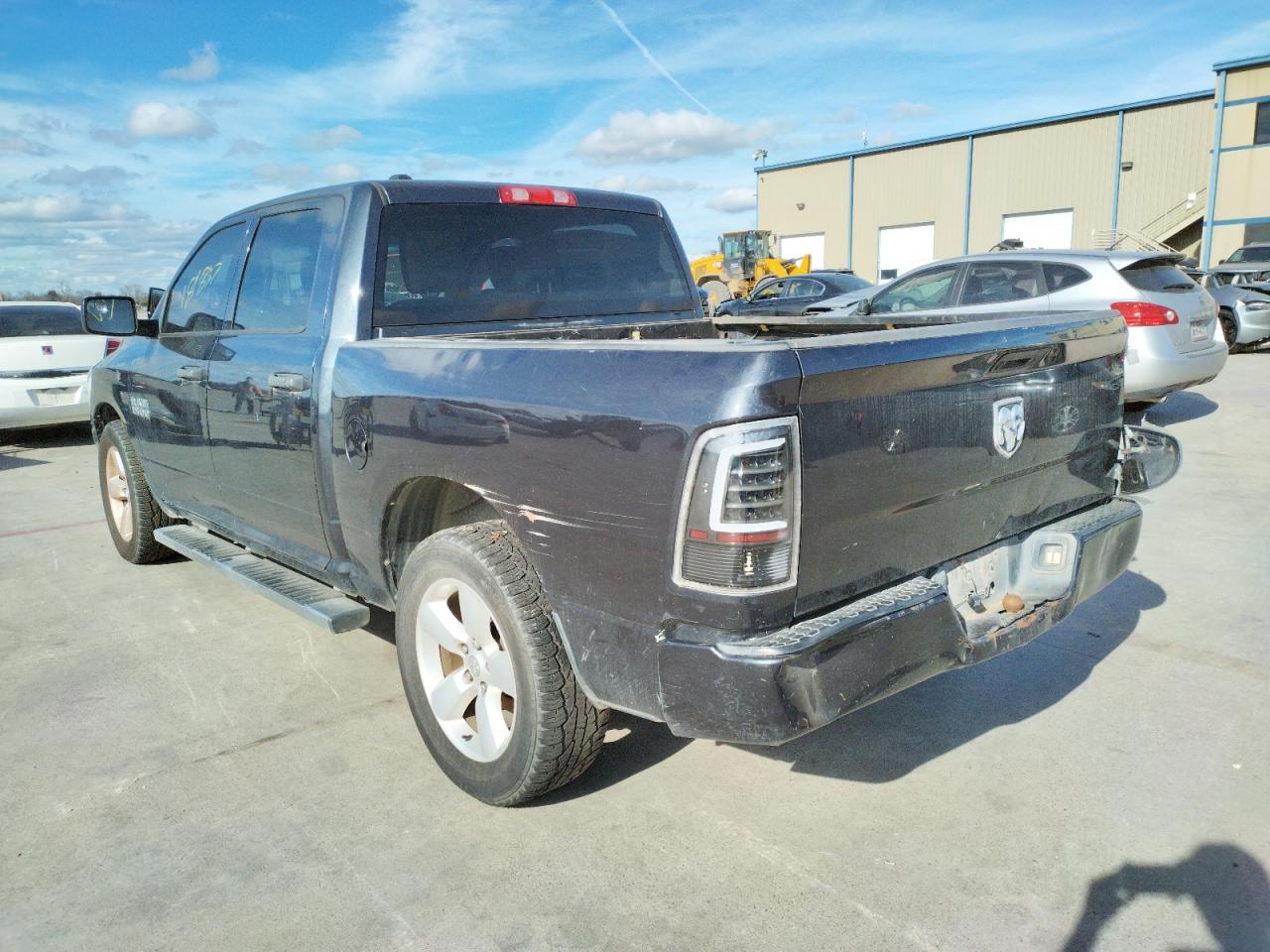 Photo 3 from auction – 2015 RAM 1500 ST with VIN 1C6RR6KG2FS613977
