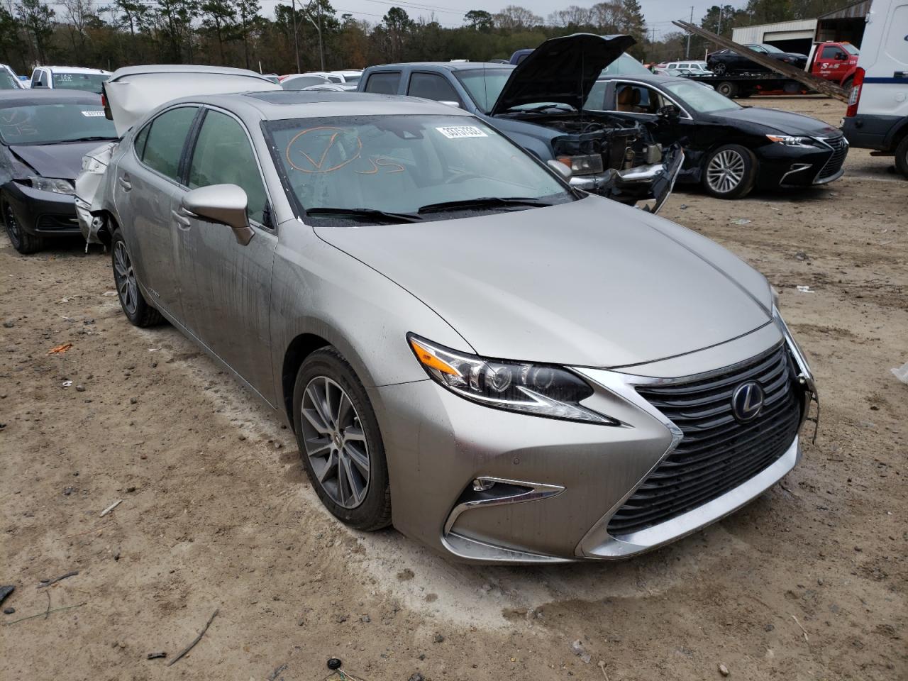 Foto 1 de la subasta – 2017 LEXUS ES 300H con VIN JTHBW1GG5H2143458