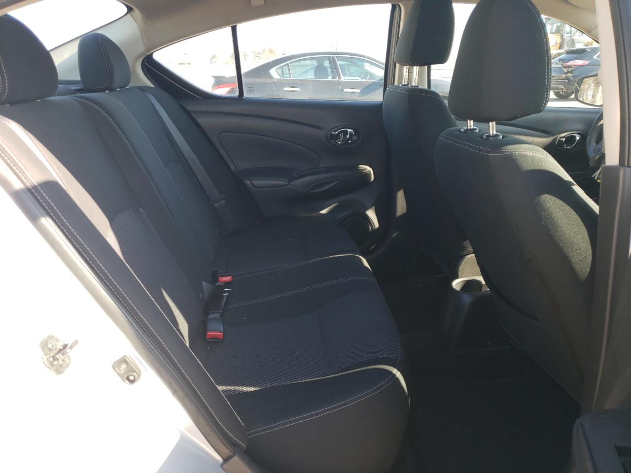 Photo 6 from auction – 2017 NISSAN VERSA S with VIN 3N1CN7AP5HK436479