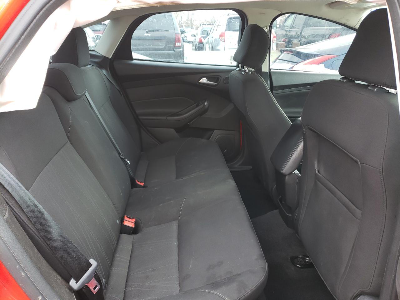 Photo 6 from auction – 2017 FORD FOCUS SEL with VIN 1FADP3H28HL219647