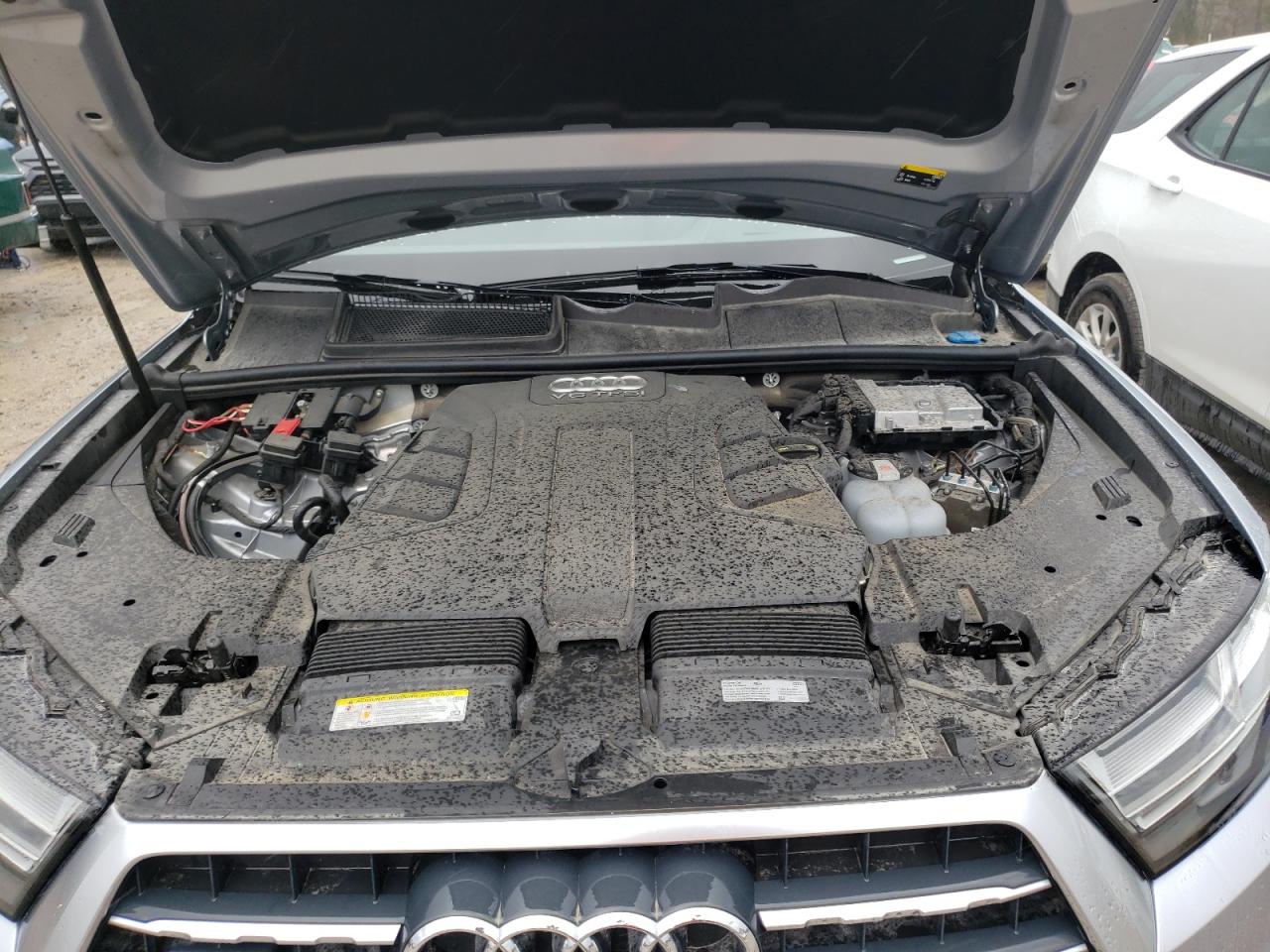 Photo 7 from auction – 2018 AUDI Q7 PRESTIG with VIN WA1VAAF7XJD022248