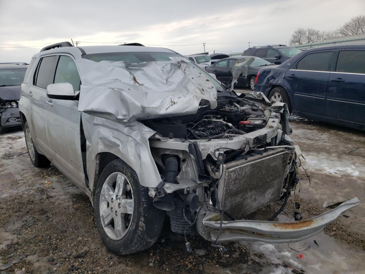 GMC TERRAIN SL 2013 with VIN 2GKFLSE3XD6379896 - Photo from auction