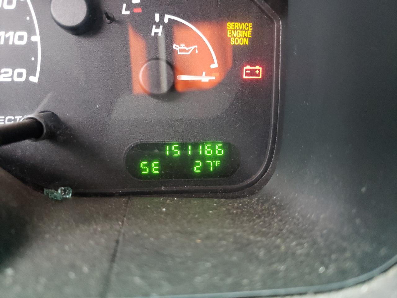 Photo 8 from auction – 2002 FORD EXPLORER X with VIN 1FMZU73W72ZD02111